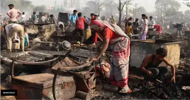 250+ Homes Lost in Minutes Stand With Lucknow’s Fire Survivors